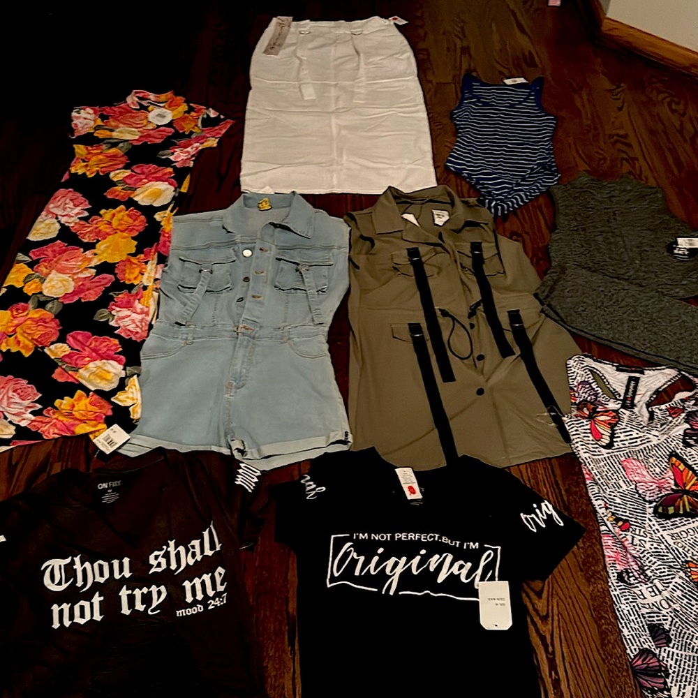 Brand New Spring Summer Clothing Lot!!!
